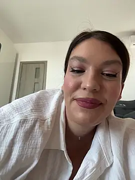 Chat XXX ao vivo de ClaraPasssion