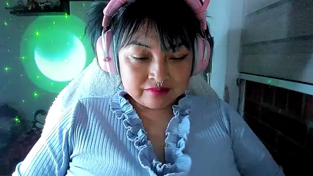 Shaddycute_'s Live XXX Chat
