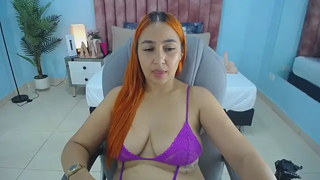 Chat +18 de nana_levy ao vivo