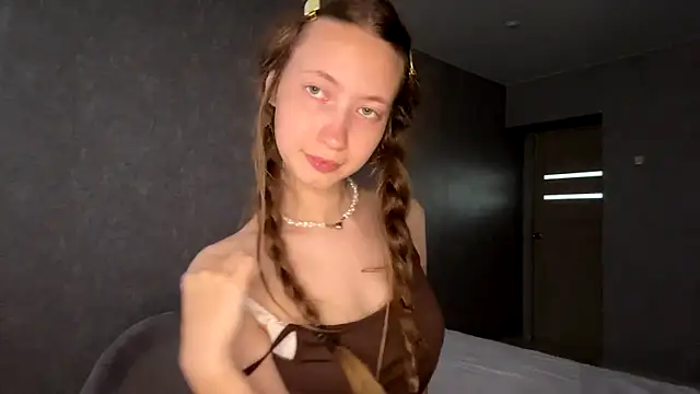 Chatroom XXX en direct de Emily_Mur_