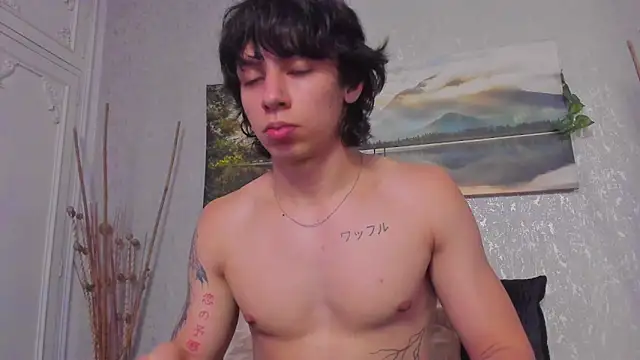 צ'אט XXX בשידור חי של Tyler_durten