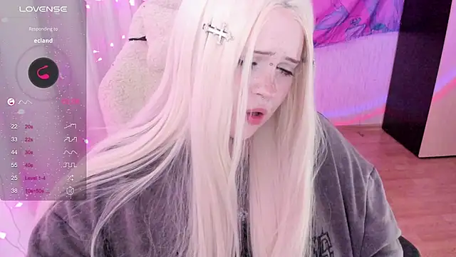 SelenaCute's Live XXX Chat