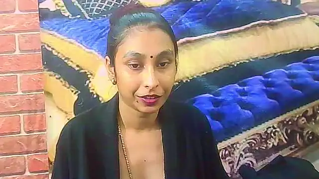 Chat XXX en directo de IndianSexyButt