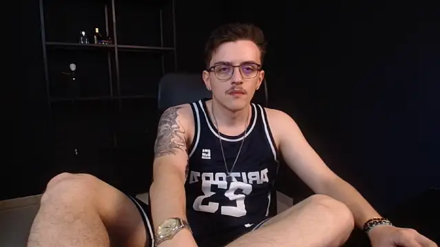 FelixStarkk Chat XXX live