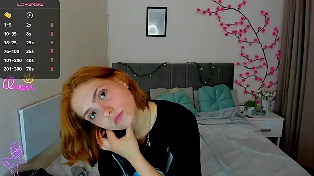 Živý XXX chat DellaRows