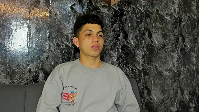 Czat XXX na żywo – cameron_lux77
