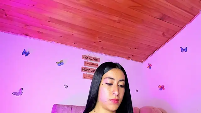 Lia_Roses3xのライブXXXチャット
