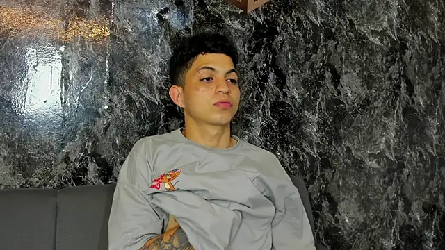 دردشة cameron_lux77 الجنسية المباشرة