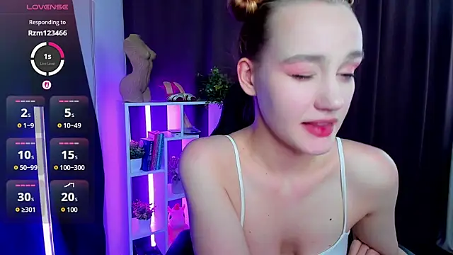 Chat +18 de Ida_FaneStain ao vivo