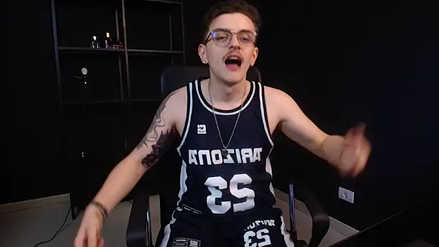 FelixStarkk Chat XXX live