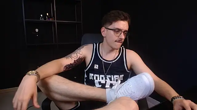 FelixStarkkn Live XXX chat