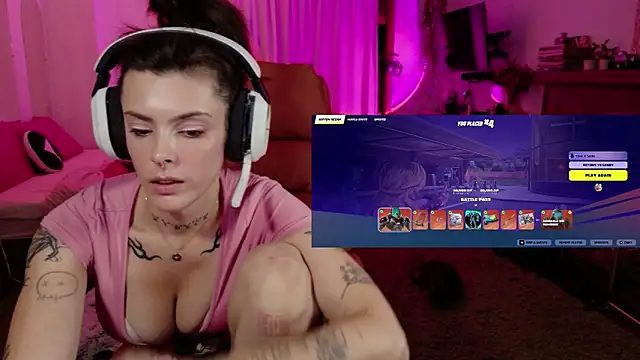 GennaJames' Live XXX Chat