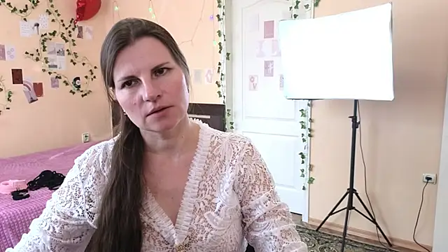 Mirabelle_Velvet's Live XXX Chat