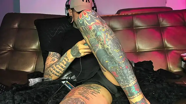 jhonny__ackerman's Live XXX Chat