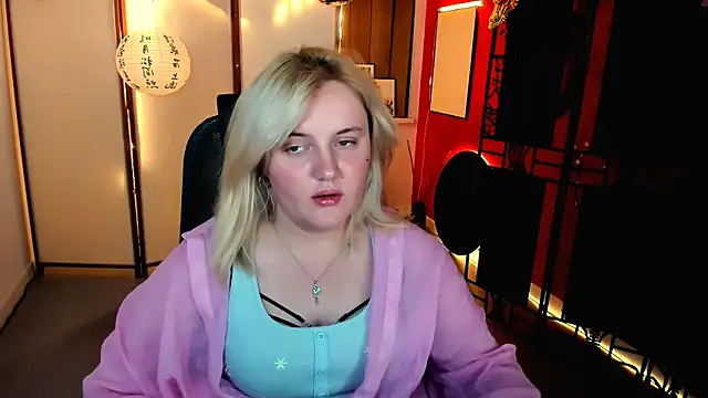 KathyBriggs' Live XXX Chat