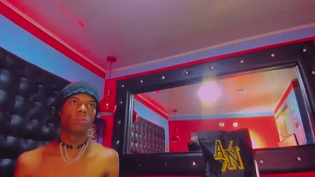 Chat XXX ao vivo de AndyCat3_