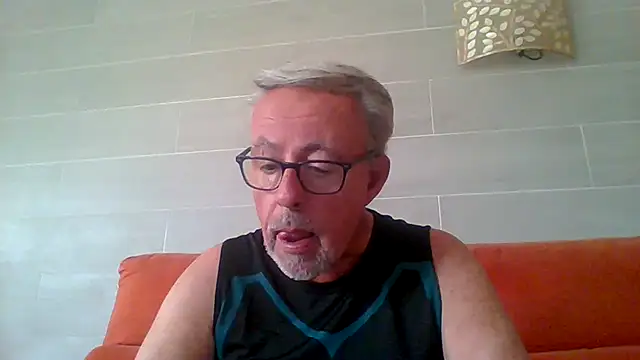 XXX chat uživo modela tuggy59