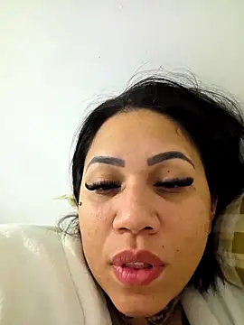 Chat +18 de millacavalona09 ao vivo