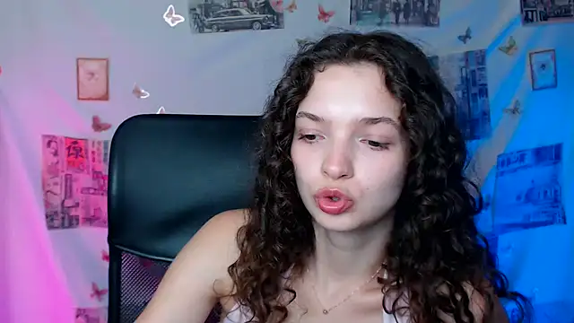 _SusieSu_'s Live XXX Chat