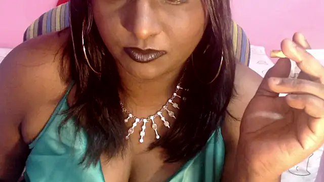 Chatroom XXX en direct de INDIANSIN2