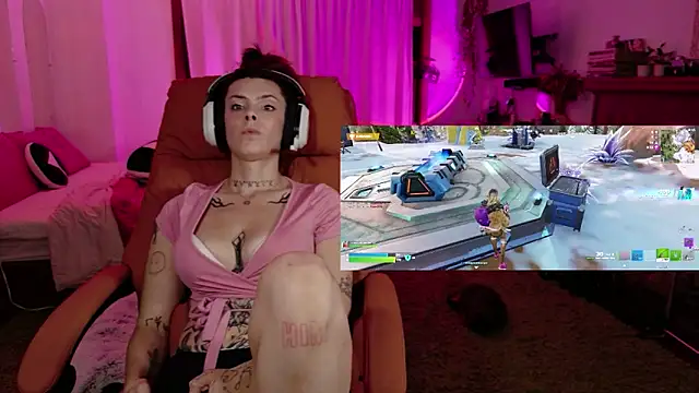 Czat XXX na żywo – GennaJames
