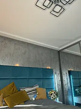LunaAlyan Live XXX chat