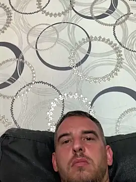 XXX chat uživo modela Maxpeins