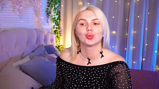 AmeliaWeells Chat XXX in diretta