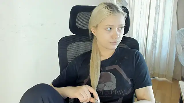 MidnightPoise Live XXX-Chat