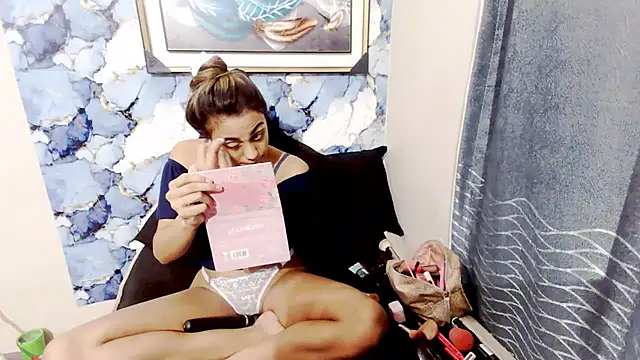 Chat XXX en directo de Luscious_Lexy