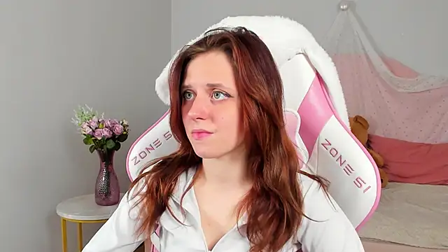 XXX chat uživo modela FreyaVeys