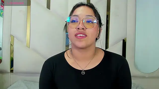 IsabellRodriguez18のライブXXXチャット