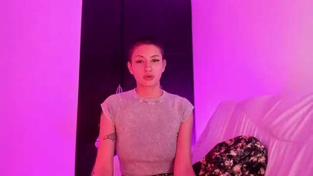 vandalovee_ – Live XXX-chat