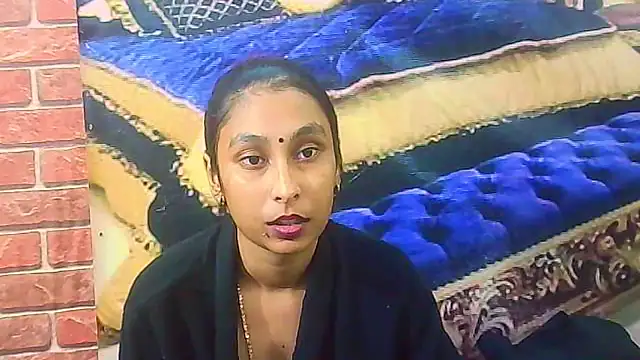 Chatroom XXX en direct de IndianSexyButt