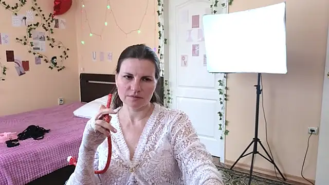 Živý XXX chat Mirabelle_Velvet