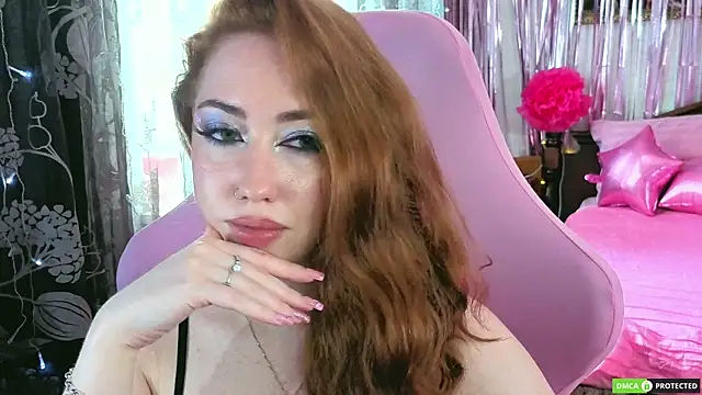 TinaBrook's Live XXX Chat
