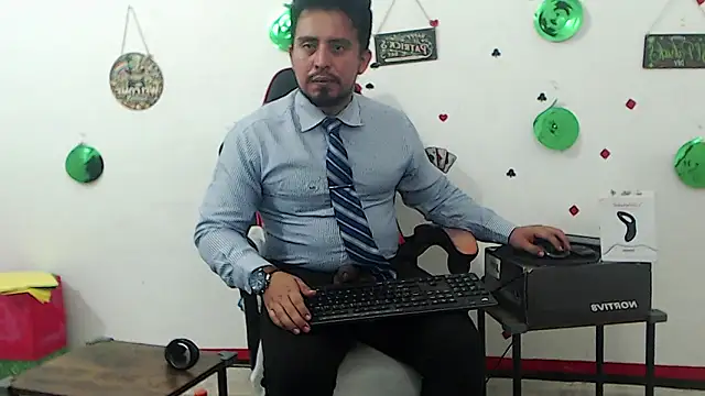 KalethBigDick Live XXX Chat