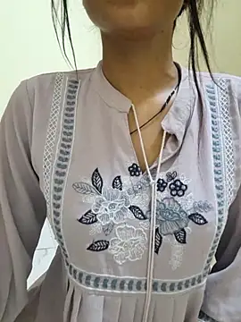 แชท XXX สดของ Teri_lella