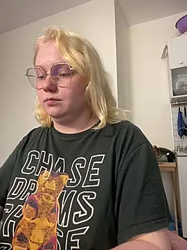 soft_focus live XXX chat
