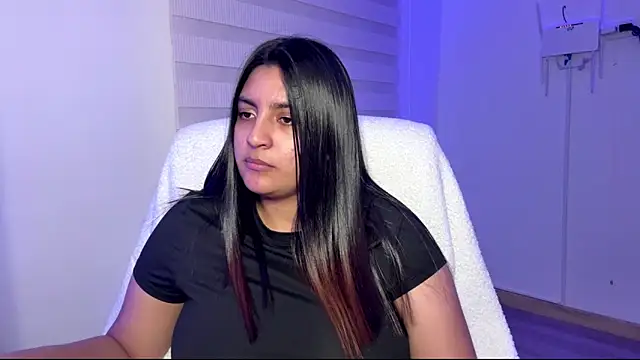 cloe_small Live XXX-chat