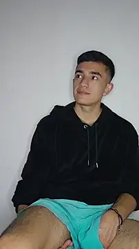 Chat XXX en directo de Thick_Cock