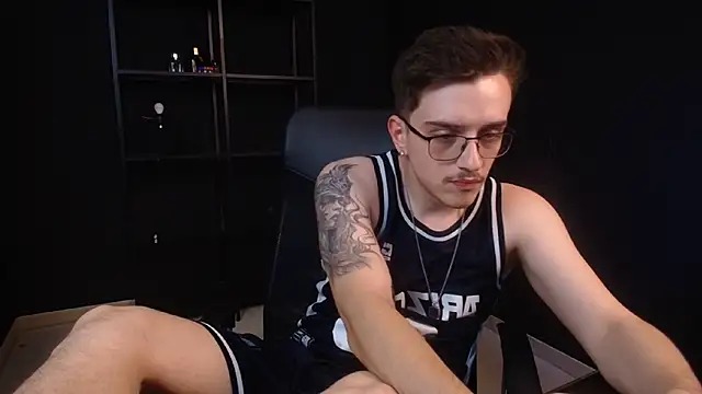 FelixStarkk 现场XXX聊天