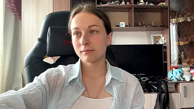 TaIliedGuest live XXX chat