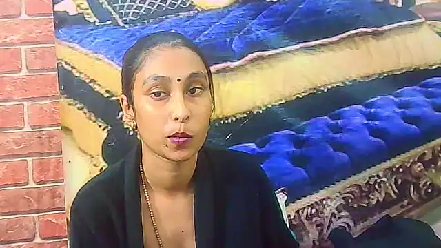 IndianSexyButt's Live XXX Chat