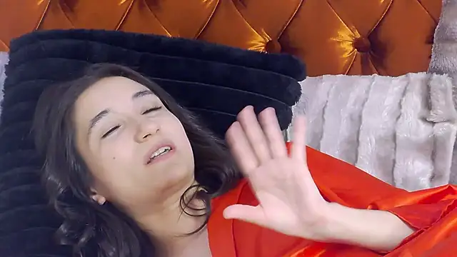 CarolinaBlair 即時 XXX 聊天
