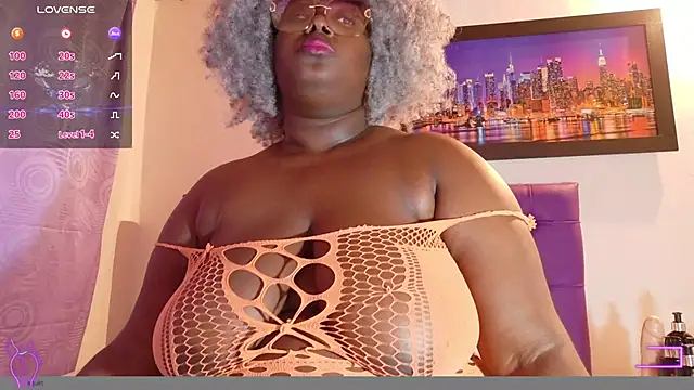 Chat XXX en directo de ebony_NeighborMoans
