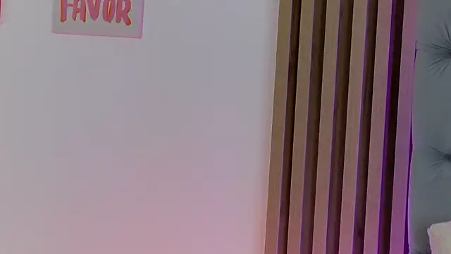 LunaHart's Live XXX Chat