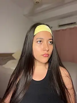 XXX chat uživo modela Nhefertary