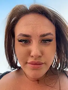 KiraSunshine's Live XXX Chat