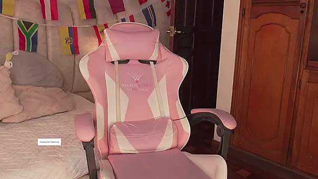 XXX chat uživo modela AmaraEvans